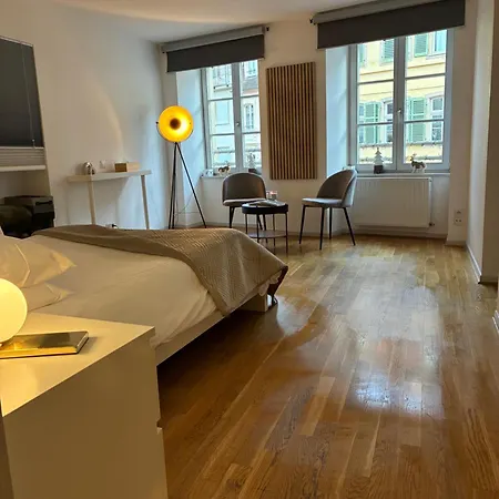 Des 2 Tetes * Colmar